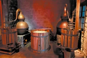 Americká whisky - Distilácia